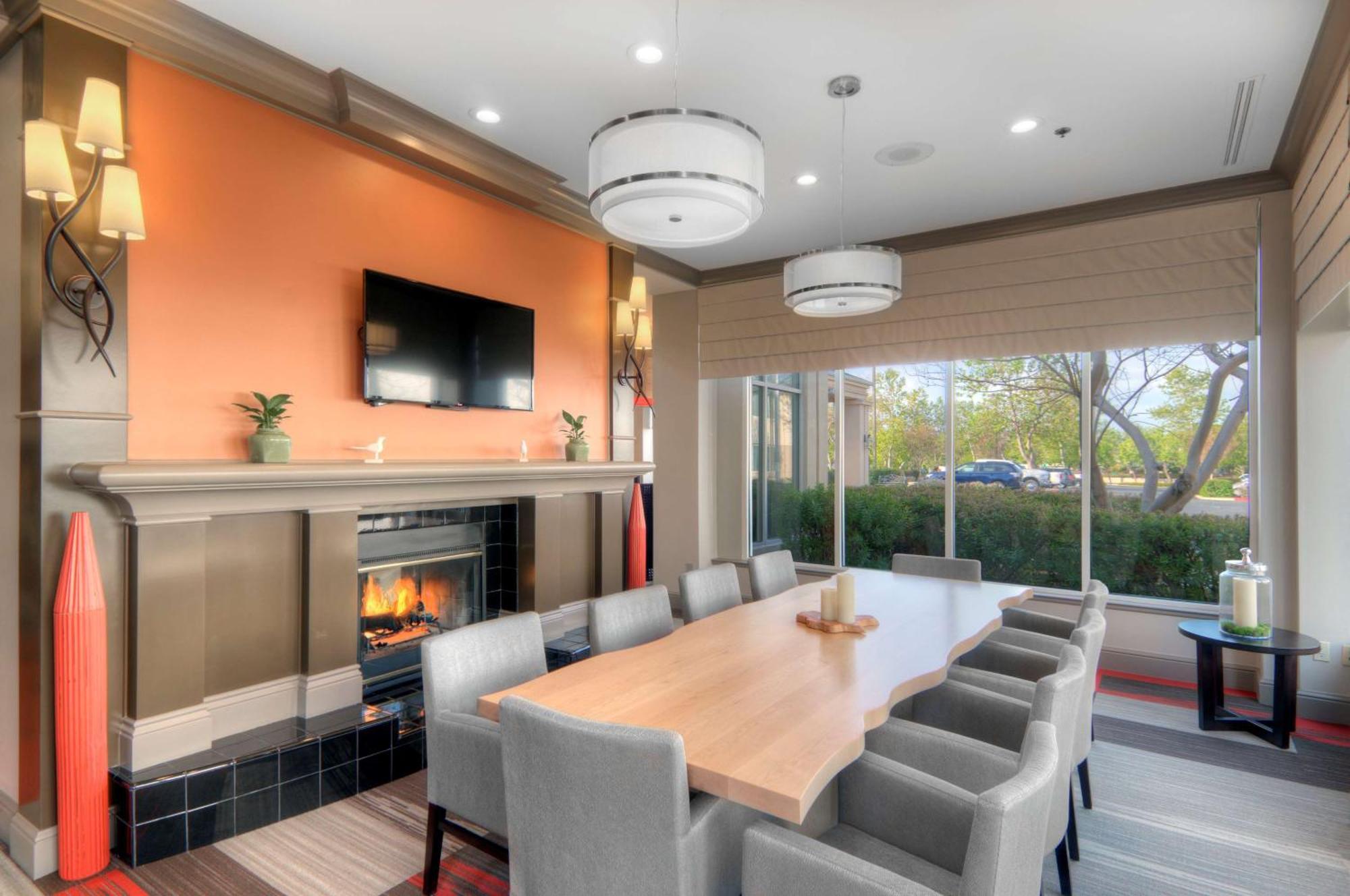 Hilton Garden Inn Livermore Ngoại thất bức ảnh